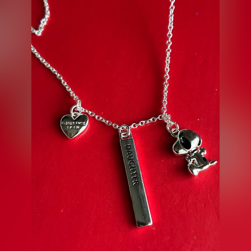 Peanuts Silver Necklace Set with Snoopy Charms - Picture 14 of 16